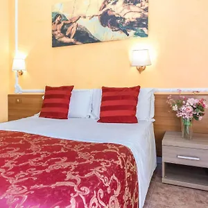 2* Guest house Downtown