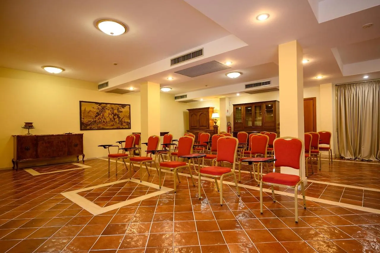Hotel Torre Di Pratolungo Rome 3*,  Italy